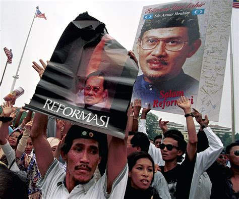 Malaysia's Future Forward: Examining the Impact and Legacy of the 2018 Reformasi Movement Led by Zaid Ibrahim